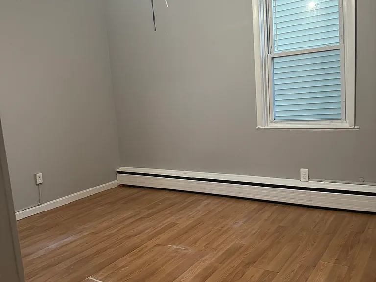 39 Opper St #1 — Photo 7