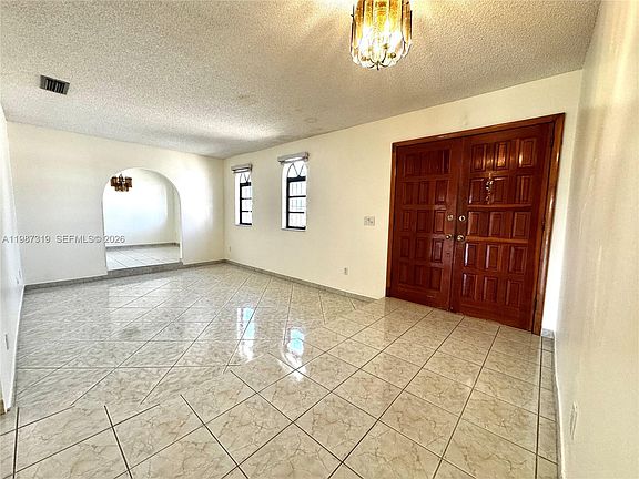 5th image of 2835 SW 108th Pl