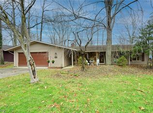 10820 Watercress Rd, Strongsville, OH 44149