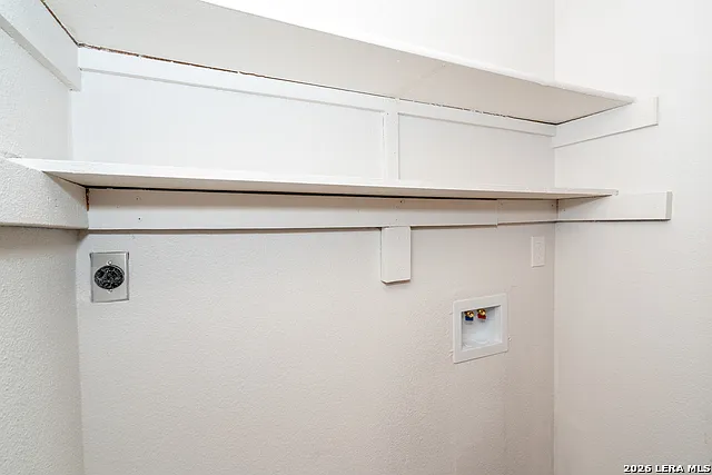 731 Garden Meadow Dr — Photo 10