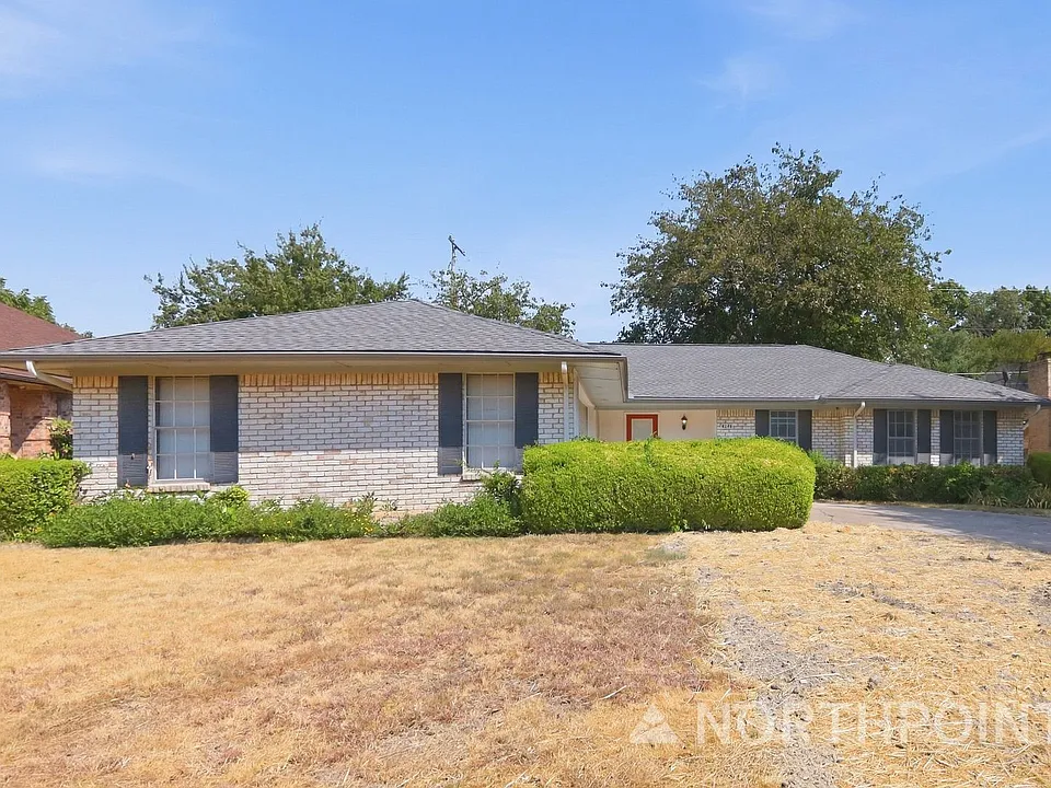 8248 Bobwhite Dr