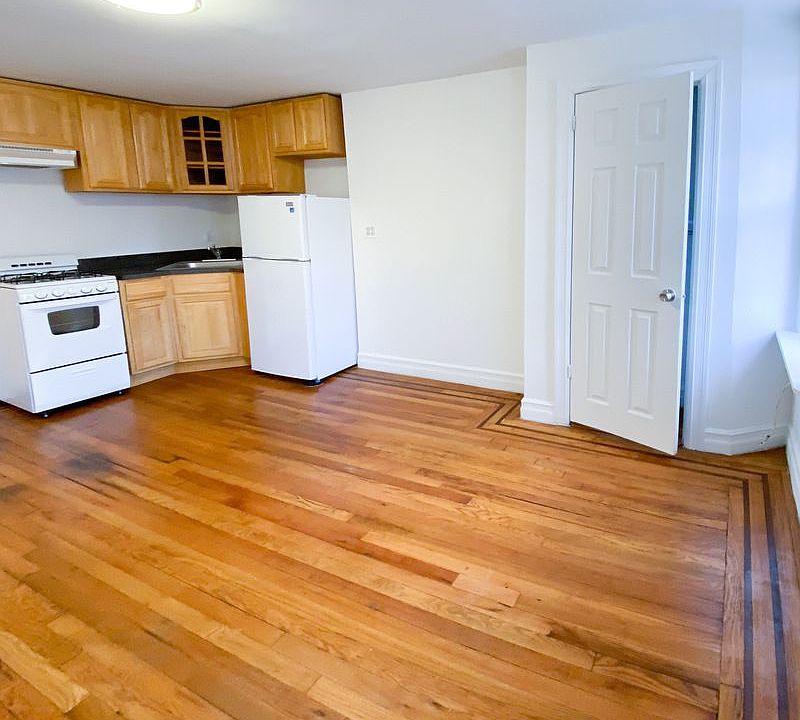 2nd image of 356 E 19th St #2WW