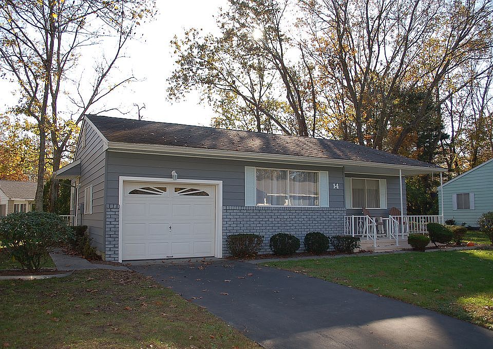 14 S Carolina Way, Whiting, NJ 08759 Zillow