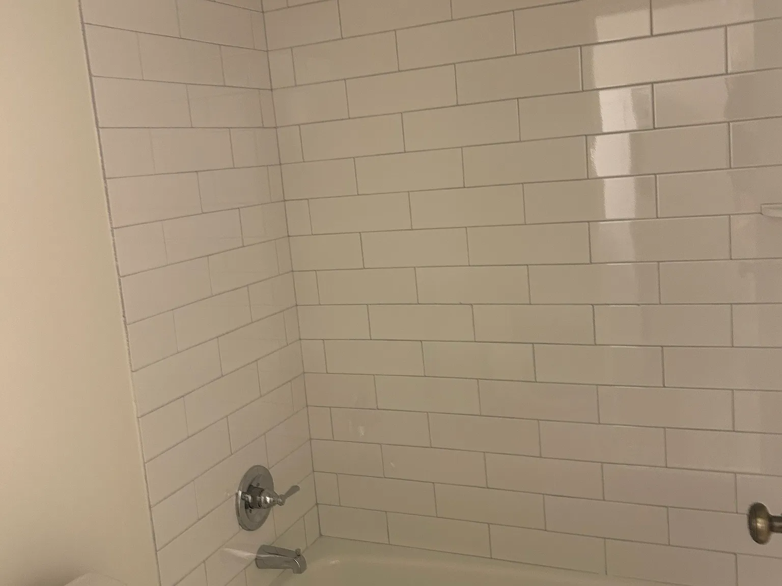 1 bed, 1.0 bath, 900 sqft, $995 — Photo 4