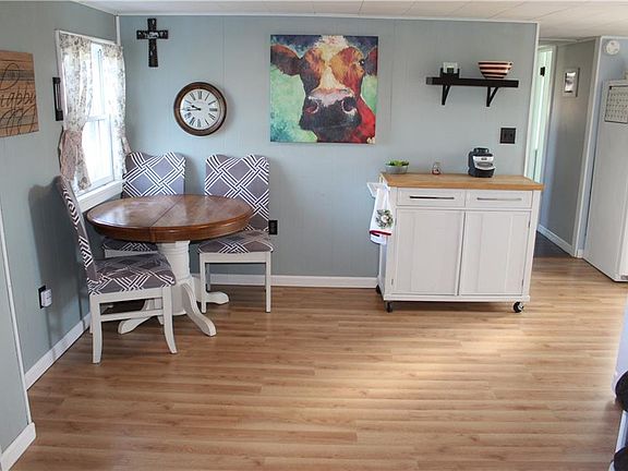 3rd image of 7556 E County Road 600 N