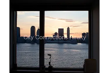 Rented by City Connections Realty