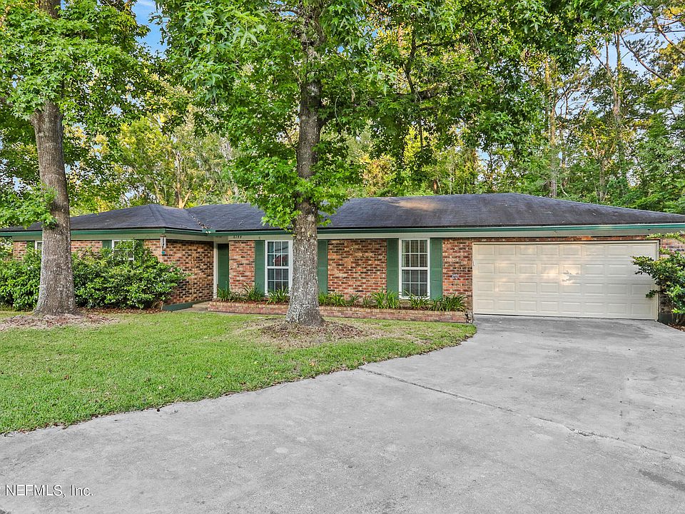 1st image of 6744 Alisma Ln