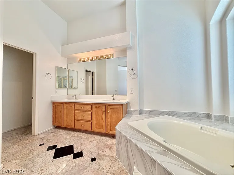 9413 Cedar Heights Ave — Photo 22