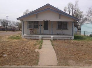 1601 A St, Garden City, KS 67846