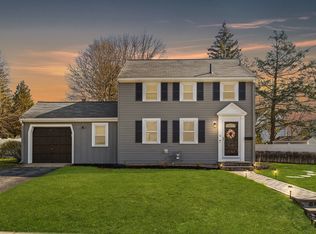 16 Oaklandvale Ave, Saugus, MA 01906