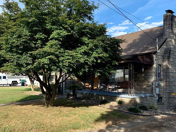 3rd image of 2720 Linden St