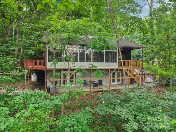 58 Oak Ter, Arden, NC 28704