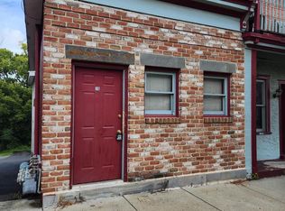 33 N Main St #1, Spring City, PA 19475