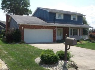 4008 Powell St, Parkersburg, WV 26104