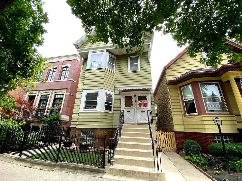1447 W Henderson St #3