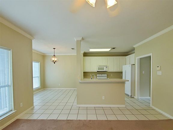 5th image of 5805 Blackmon Ct