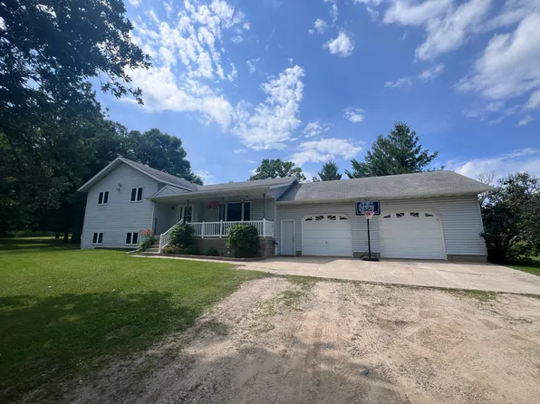 801 Jefferson Ave N, Sebeka, MN 56477