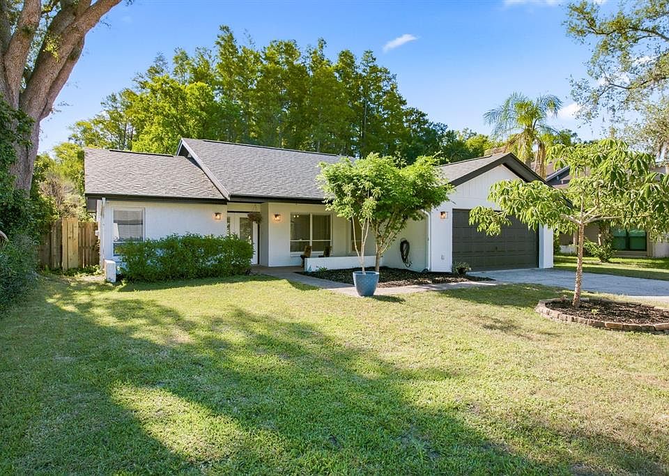 1st image of 10907 Autumn Oak Pl
