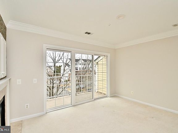 5th image of 5945 Terrapin Pl Unit 304