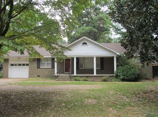 218 Gay St, Batesville, MS 38606
