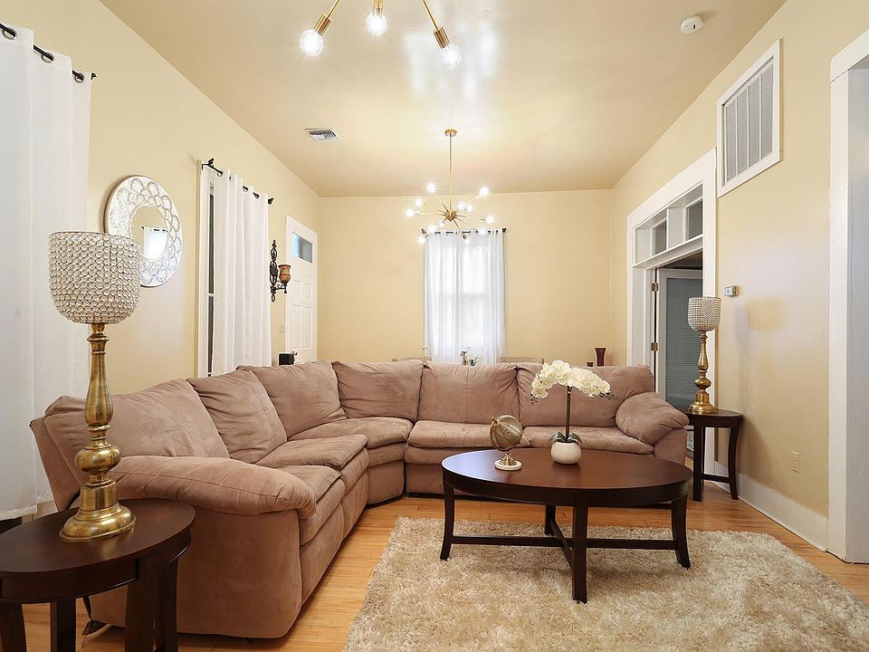 1st image of 2637 Lapeyrouse St