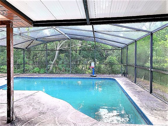3rd image of 6340 Sleepy Hollow Dr