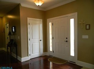 5562 Whispering Ridge Dr, Galena, OH 43021