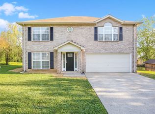200 Lake Forest Dr, La Vergne, TN 37086