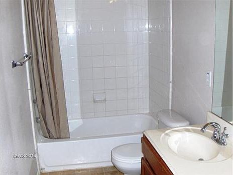 4th image of 611 Oriole Blvd APT 202