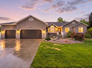 333 E Rosewood Park Ln, Draper, UT 84020