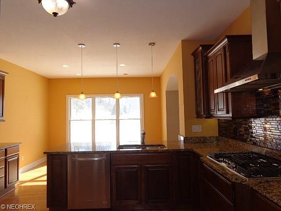 2nd image of 1026 Whispering Woods Dr