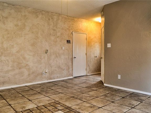 5th image of 6708 Caribou Dr