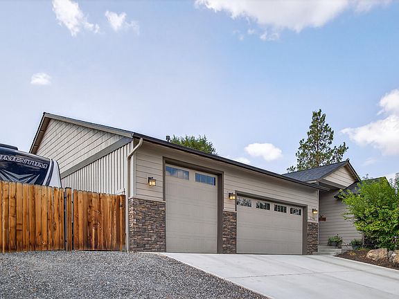 3rd image of 2793 SW 33rd St