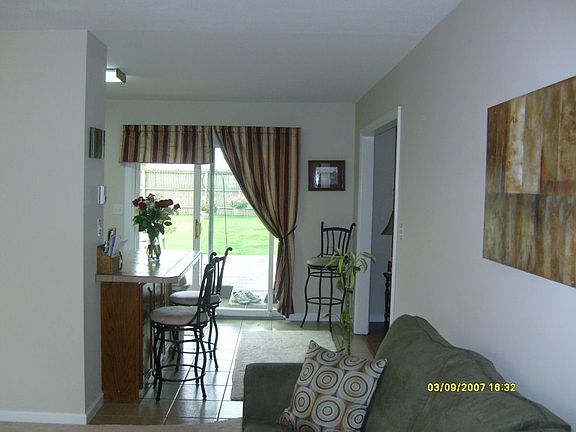 3rd image of 2105 Nebraska Dr