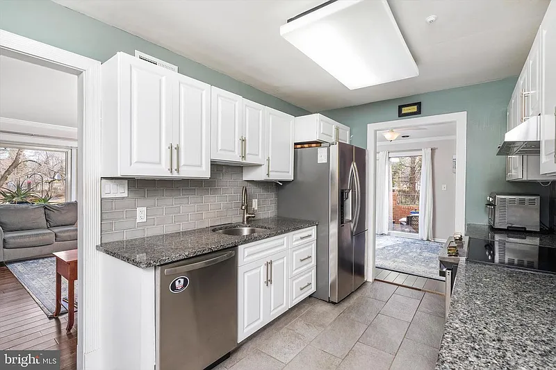 Thumbnail 19