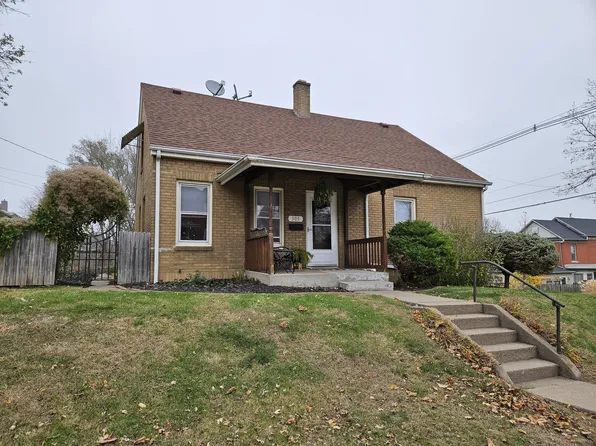 309 Linn St, Muscatine, IA 52761
