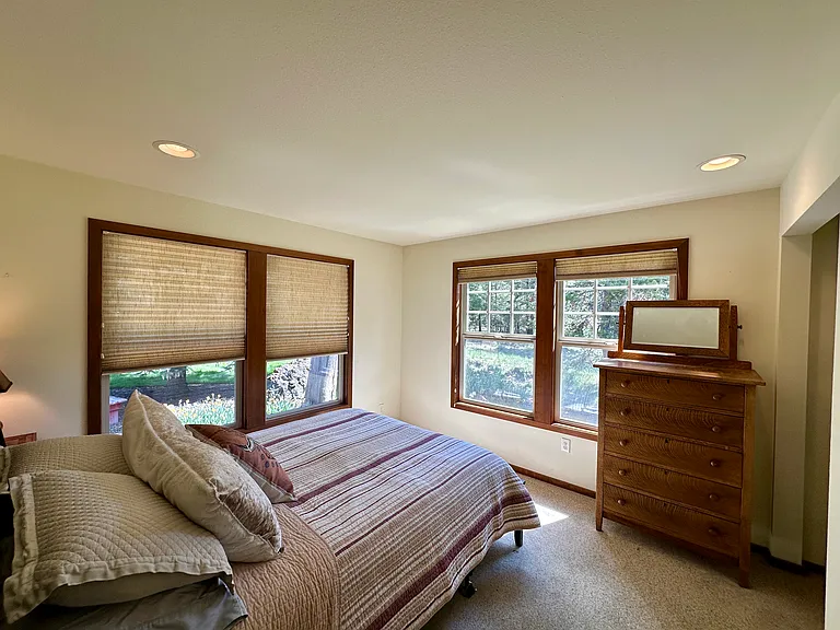 17027 Pasadena Rd — Photo 37