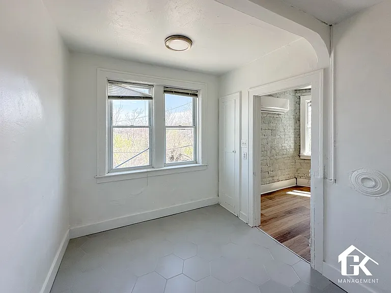 Scovel Apartments — Photo 22