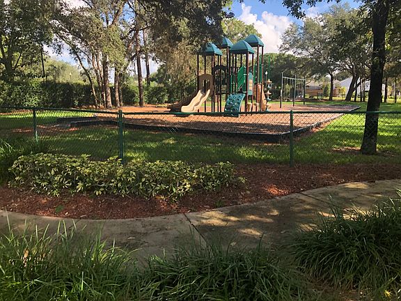 3rd image of 3487 Woodley Park Pl