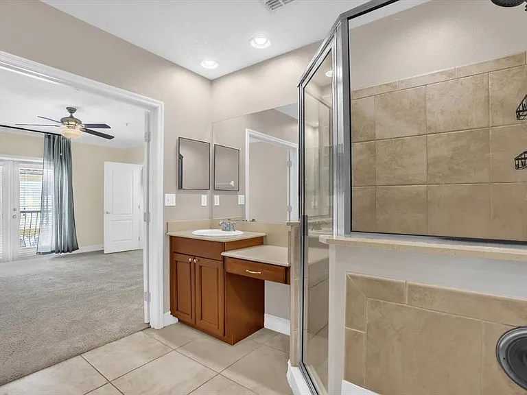 4636 Messina Dr — Photo 24