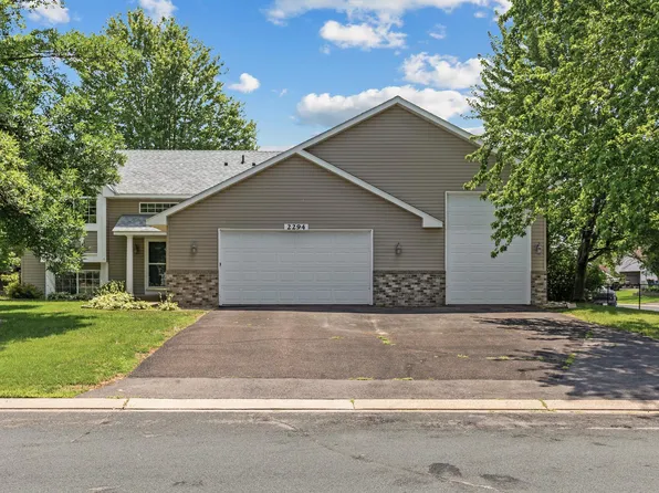 2294 Mathias Rd, Shakopee, MN 55379