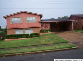 2393 Bridgeport Dr, Memphis, TN 38114