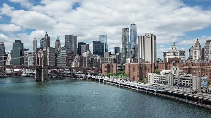 Rented by Bold New York | media 13