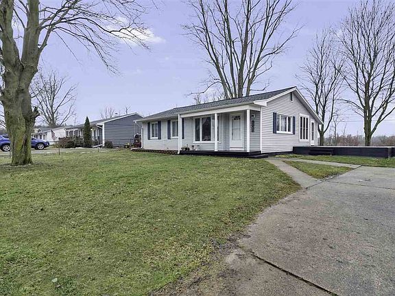 5th image of 2650 Lucerne Dr