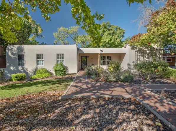 601 Vassar Dr NE, Albuquerque, NM 87106