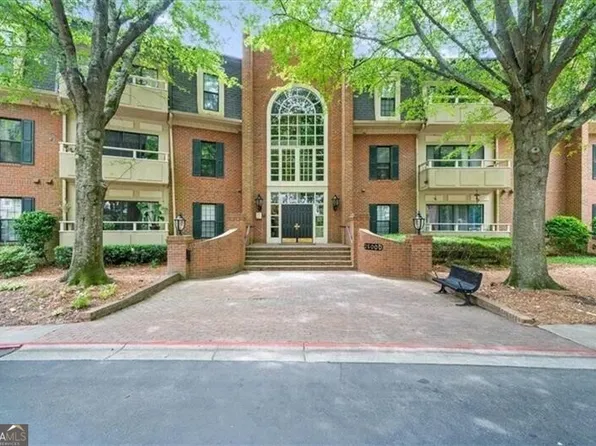 25104 Plantation Dr NE, Atlanta, GA 30324