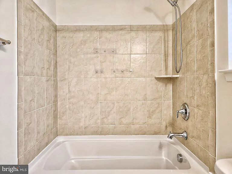 44115 Peirosa Ter — Photo 18