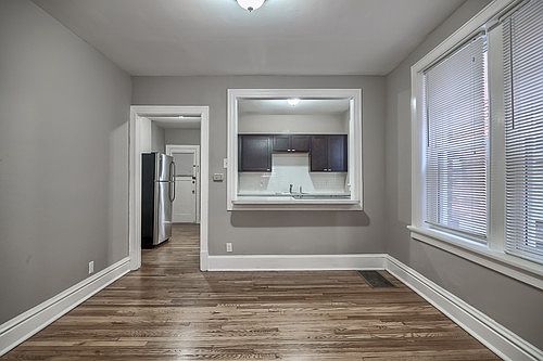 3rd image of 5008 Pernod Ave