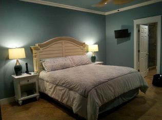 1146 Gulfview Rd, Crystal Beach, TX 77650