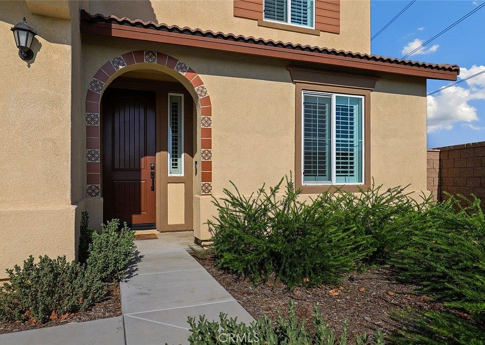 15850 Parry Peak Dr, Fontana, CA 92336 Zillow